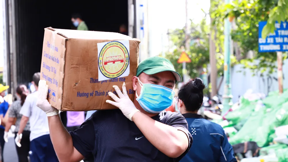 TPHCM lập trung tâm tiếp nhận và hỗ trợ hàng hóa thiết yếu