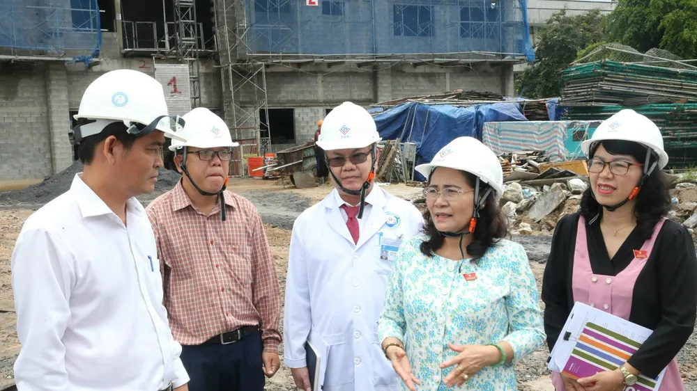 Khảo sát công tác bồi thường, hỗ trợ, tái định cư khi Nhà nước thu hồi đất tại huyện Hóc Môn