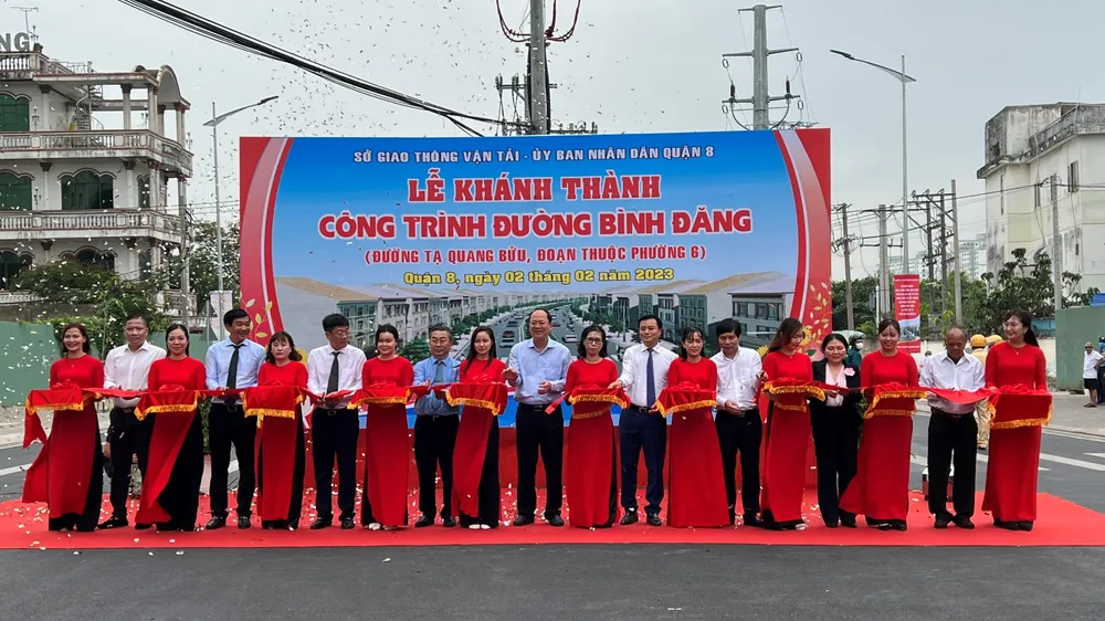 Khánh thành hơn 1,5km đường Tạ Quang Bửu, khởi công Trung tâm Y tế quận 8