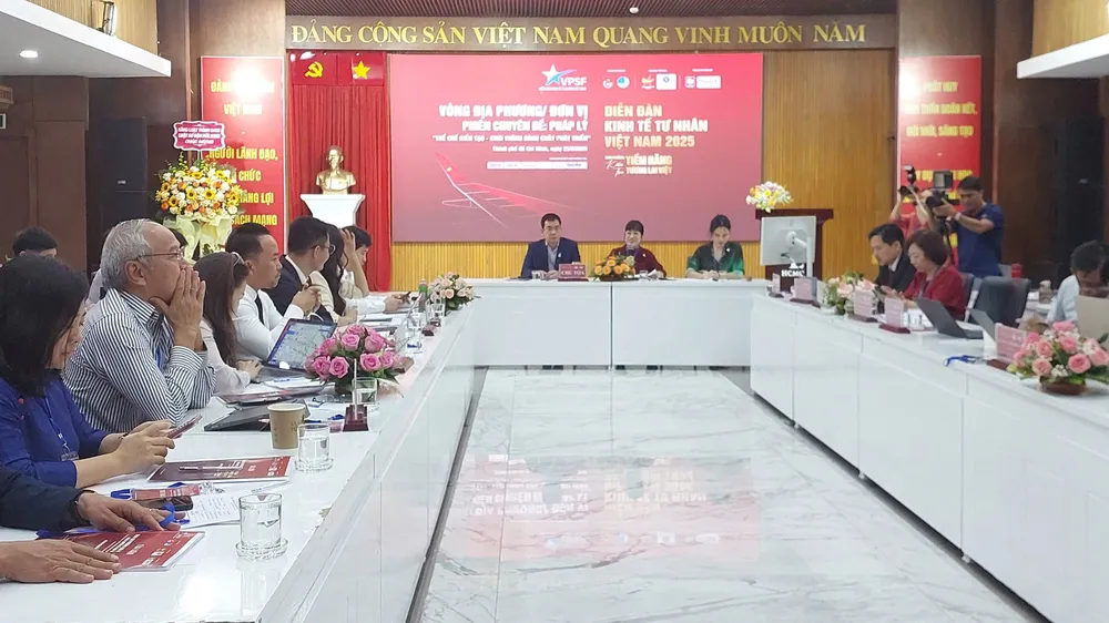 Còn khoảng trống trong việc bảo vệ doanh nghiệp trước hành vi nhũng nhiễu, lạm quyền