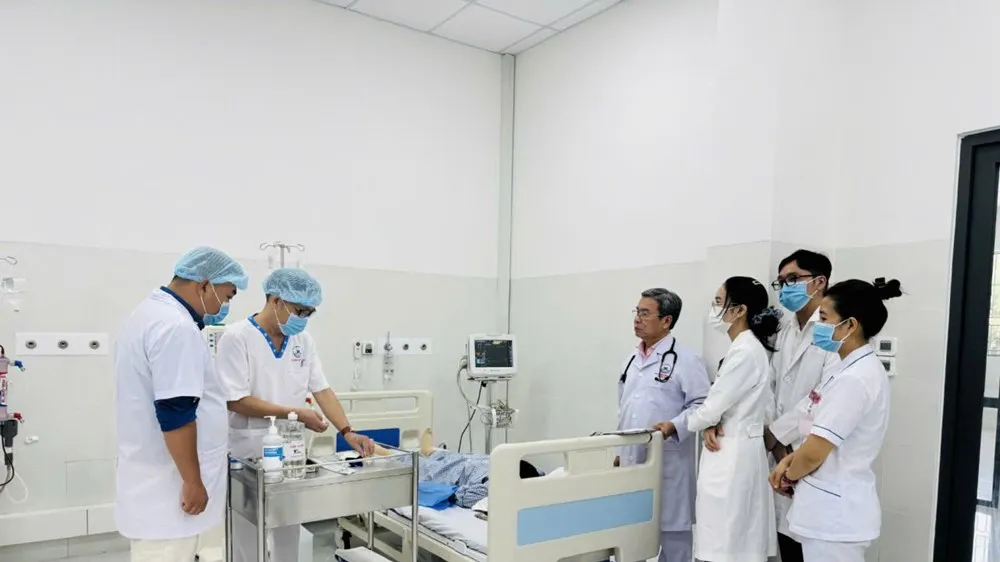 Từ chỗ chỉ thực hiện các kỹ thuật y tế cơ bản, đến nay, Trung tâm Y tế Quân dân y Côn Đảo đã từng bước làm chủ nhiều kỹ thuật chuyên sâu.