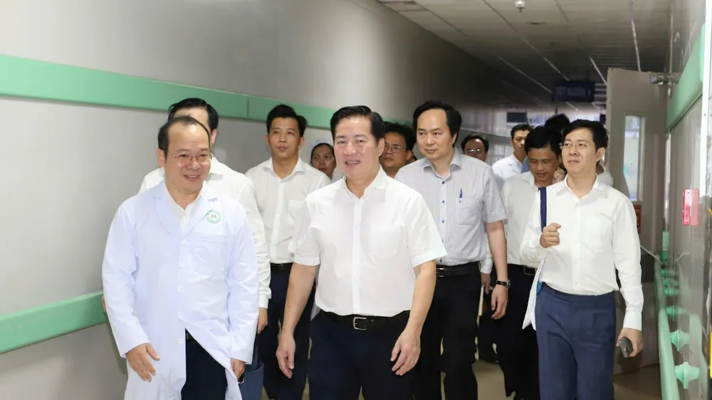 Bệnh viện Bình Dân khảo sát thực tế tại bệnh viện Đa khoa Bà Rịa.