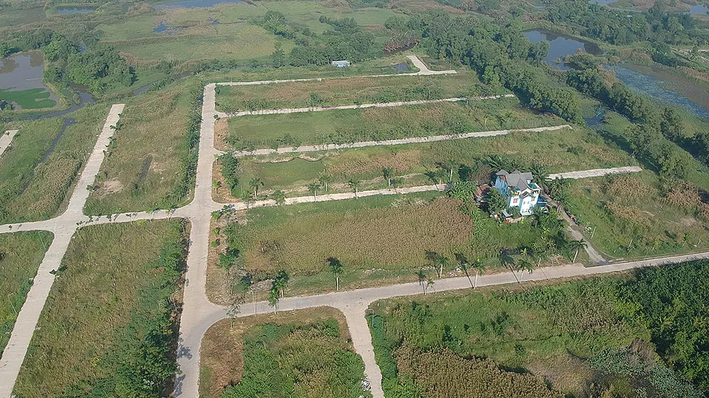 Bát nháo thị trường bất động sản