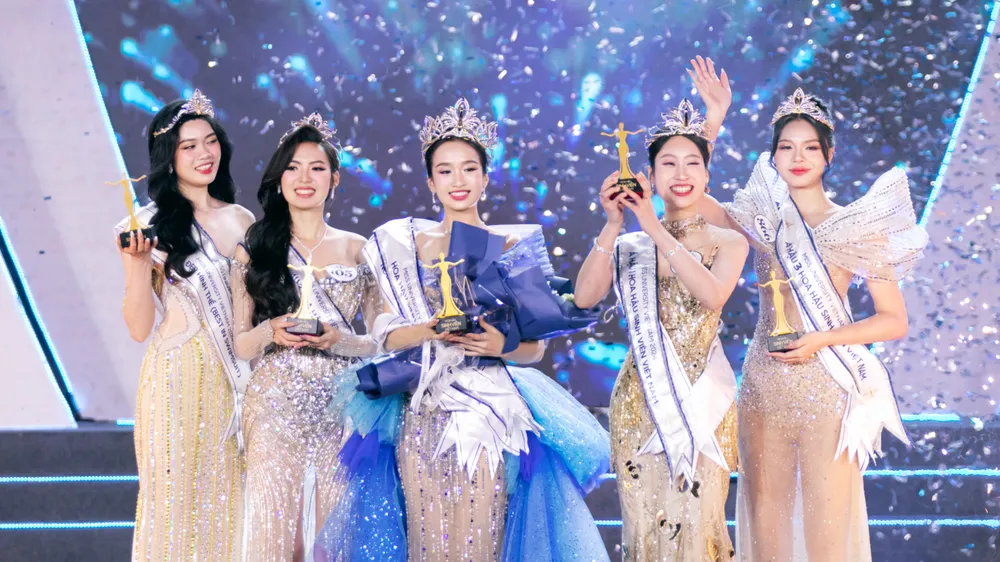 Podcast bản tin trưa 16-12: Nữ sinh 19 tuổi Dương Trà Giang đăng quang Hoa hậu Sinh viên Việt Nam 2024