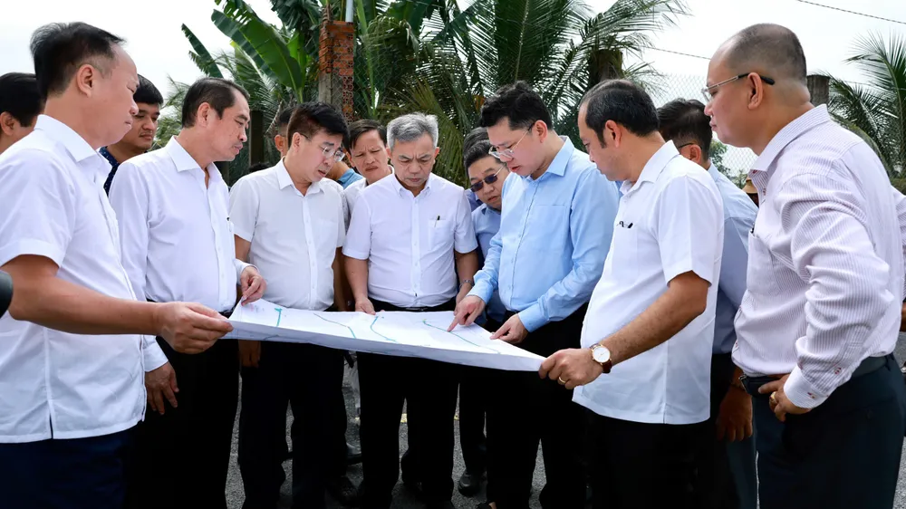 Lãnh đạo TPHCM kiểm tra cao tốc TPHCM - Thủ Dầu Một - Chơn Thành