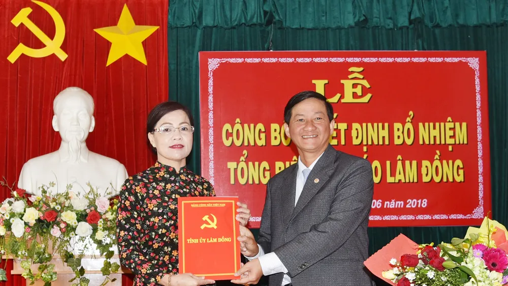 Nhà báo Hồ Thị Lan giữ chức Tổng Biên tập Báo Lâm Đồng