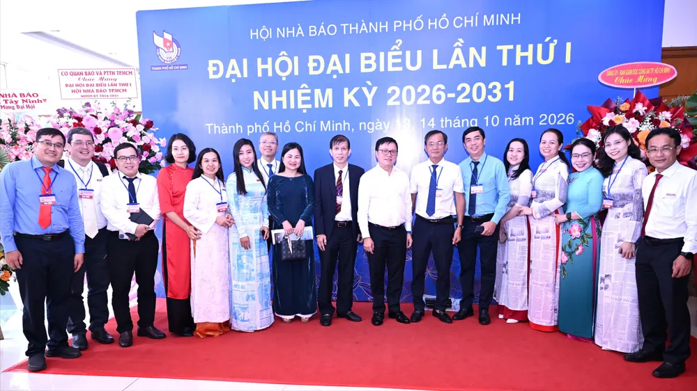 Xây dựng đội ngũ người làm báo TPHCM đáp ứng yêu cầu phát triển báo chí hiện đại 