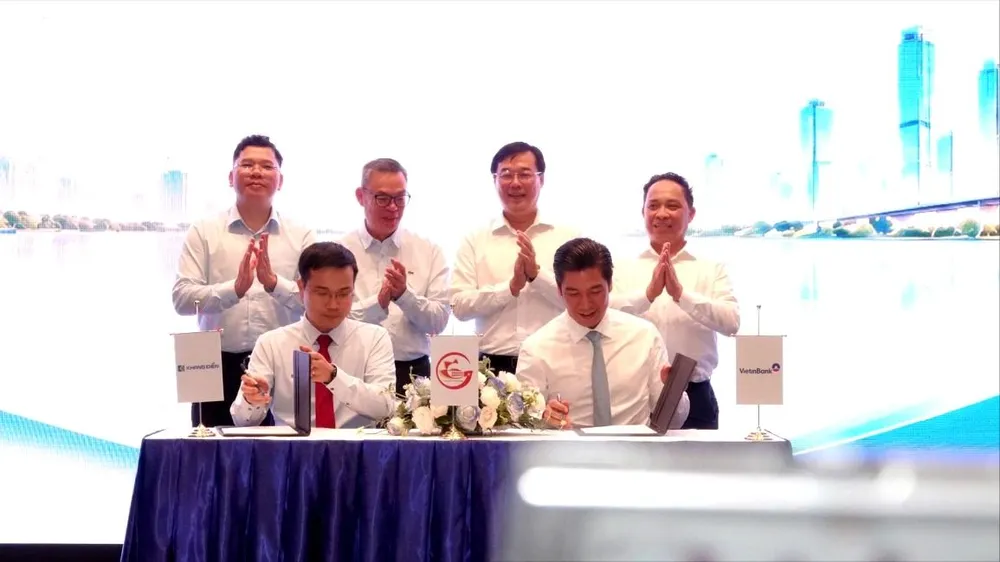 Khang Điền – VietinBank ký hợp đồng tín dụng gần 13.500 tỷ đồng. Ảnh: QUỐC HÙNG