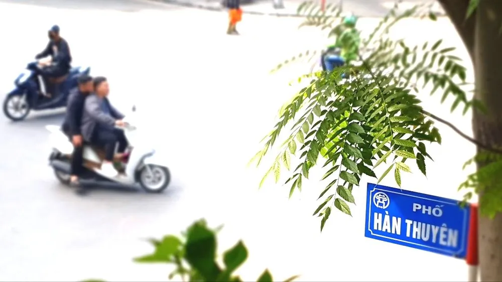Đề xuất nhiều quy định mới về đặt, đổi tên đường phố. Ảnh THU HÀ