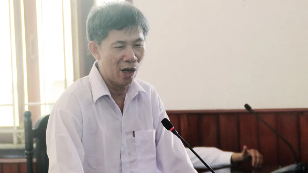 Vụ cựu cán bộ Cục Thuế Bình Định nhận hối lộ: Tòa phúc thẩm triệu tập bổ sung 10 điều tra viên