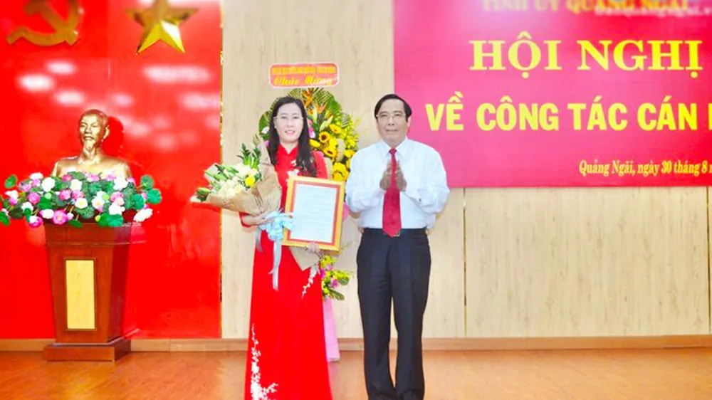 Bộ Chính trị chuẩn y Bí thư Tỉnh ủy Quảng Ngãi Bùi Thị Quỳnh Vân