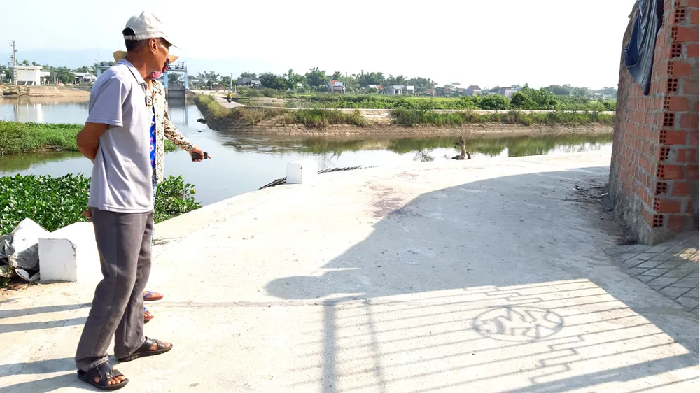 Bắt khẩn cấp đối tượng chém hàng xóm tử vong