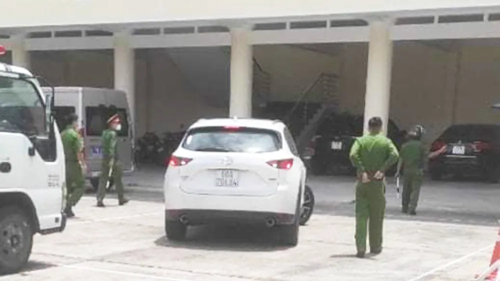 Truy bắt tài xế vượt chốt kiểm dịch vào TP Quy Nhơn