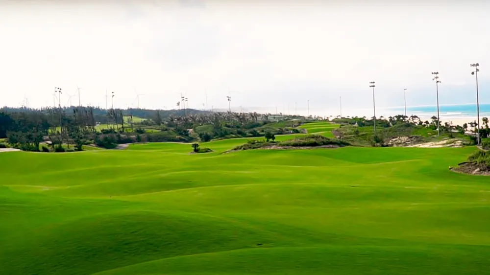 Vụ giám đốc sở, phó cục trưởng đánh golf giữa dịch: Tạm đình chỉ công tác giám đốc trung tâm xúc tiến du lịch