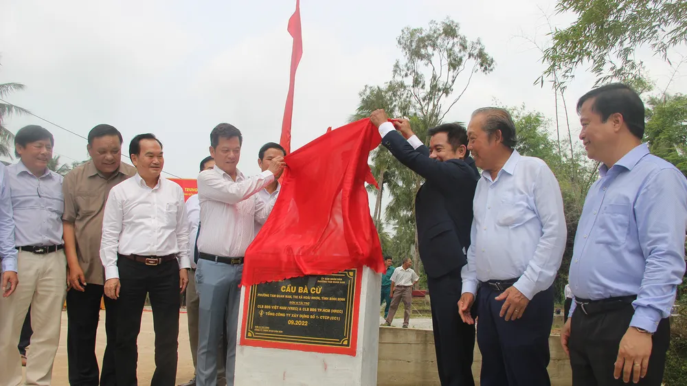 Khánh thành, khởi công xây dựng 2 cây cầu dân sinh ở Bình Định