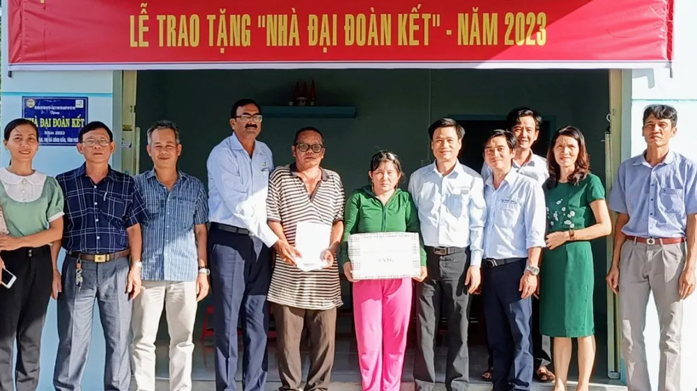 Tỉnh Vĩnh Phúc hỗ trợ 1 tỷ đồng xây nhà cho người nghèo ở Phú Yên