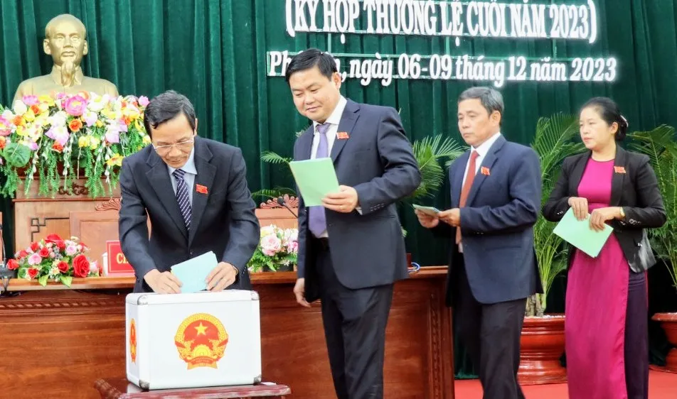 Phú Yên: Giám đốc Sở VH-TT-DL tỉnh chỉ có 16 phiếu tín nhiệm cao