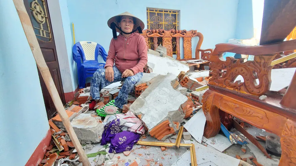 Đêm kinh hoàng giữa tâm bão 