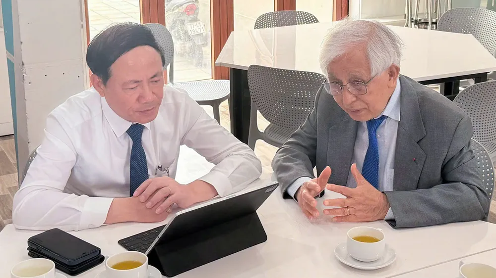 Gia Lai hỗ trợ ICISE phát triển 4 nhóm nghiên cứu, 2 trạm quan trắc biển và vệ tinh