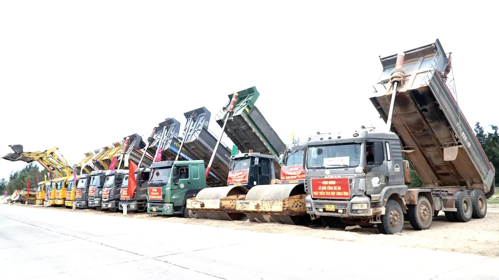 Gia Lai khởi công dự án đường kết nối không gian ven biển hơn 2.600 tỷ đồng