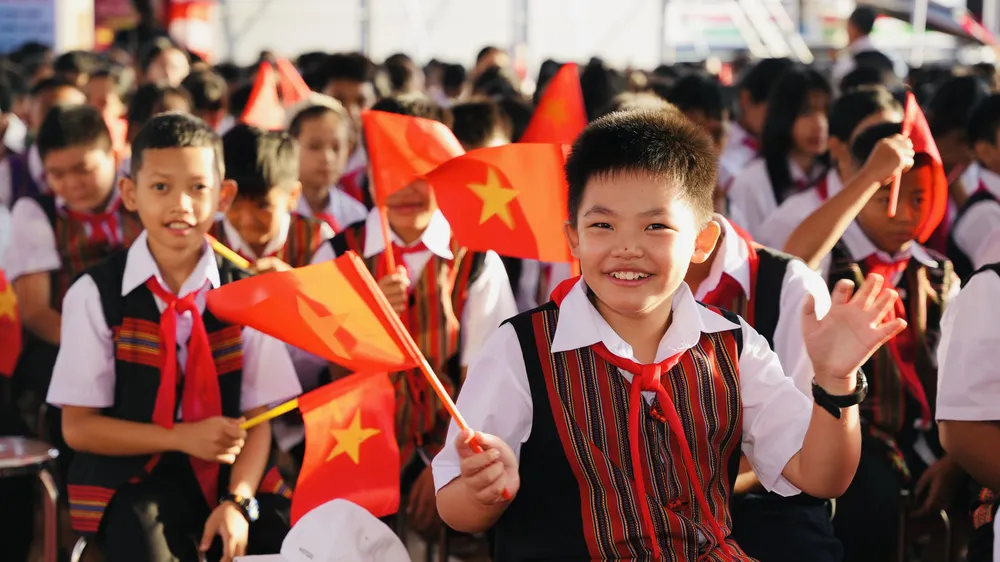 Miền Trung: Hàng triệu học sinh từ miền núi đến hải đảo nô nức đến trường