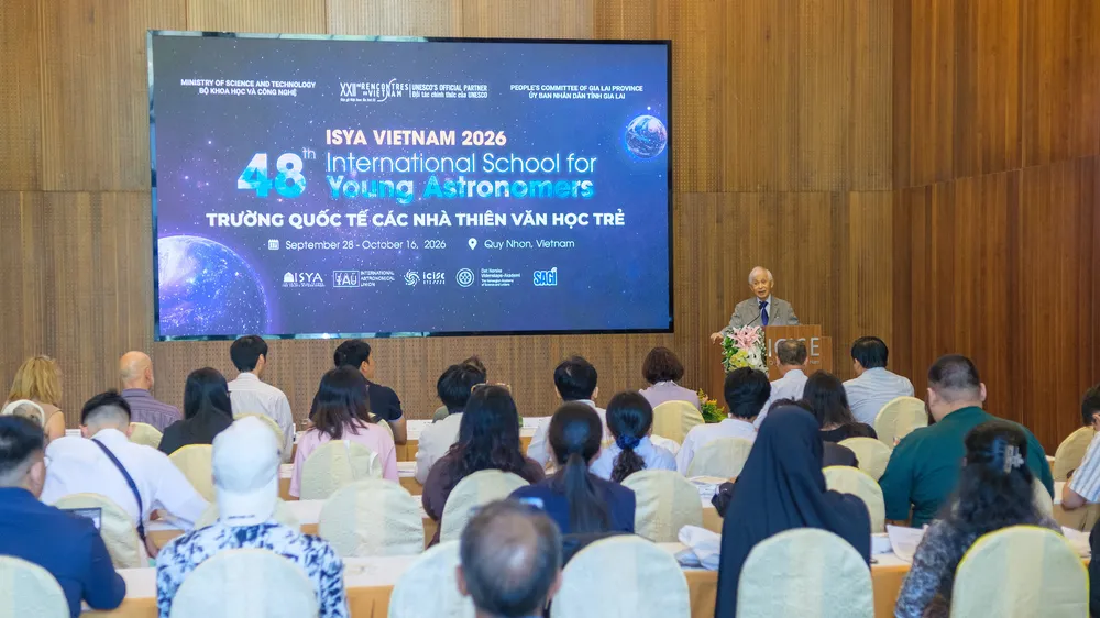 32 nhà thiên văn trẻ đến Gia Lai học về thiên hà, vũ trụ học