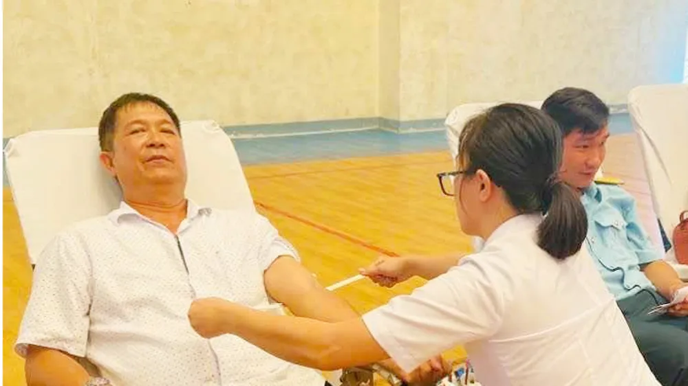 Người hơn 50 lần tình nguyện hiến máu cứu người
