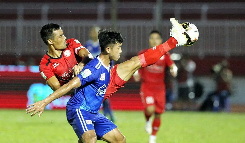 TPHCM - Quảng Nam 0-0: Trận hòa nhạt nhẽo