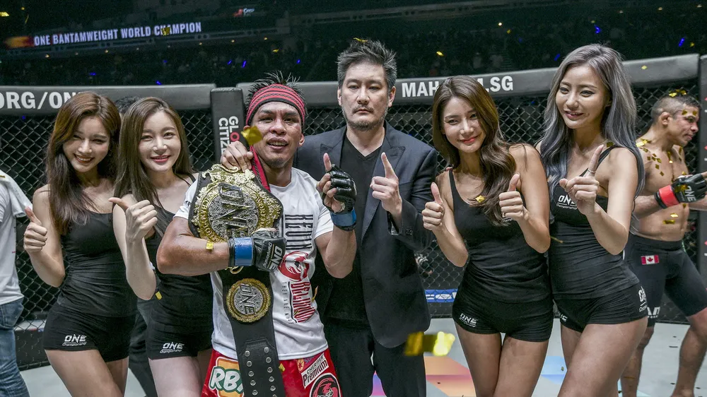 Kevin Belingon tước đai huyền thoại Bibiano Fernandes 