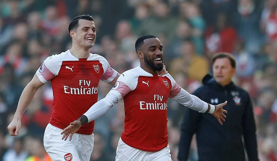 Arsenal - Southampton 2-0: Lacazette, Mkhitaryan lập công, HLV Emery vào lại tốp 4