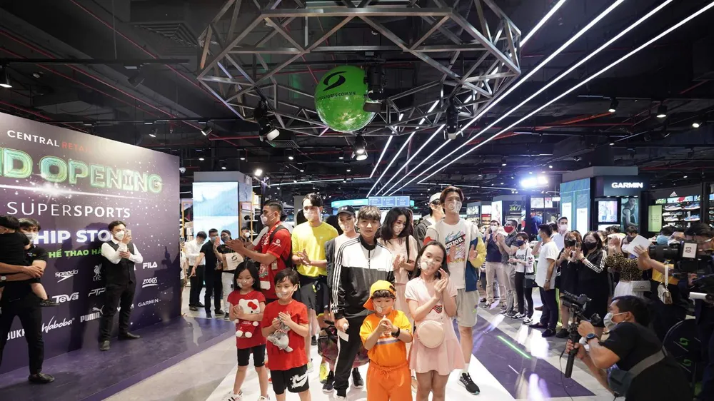 Supersports Việt Nam khai trương cửa hàng lớn nhất hệ thống tại Crescent Mall