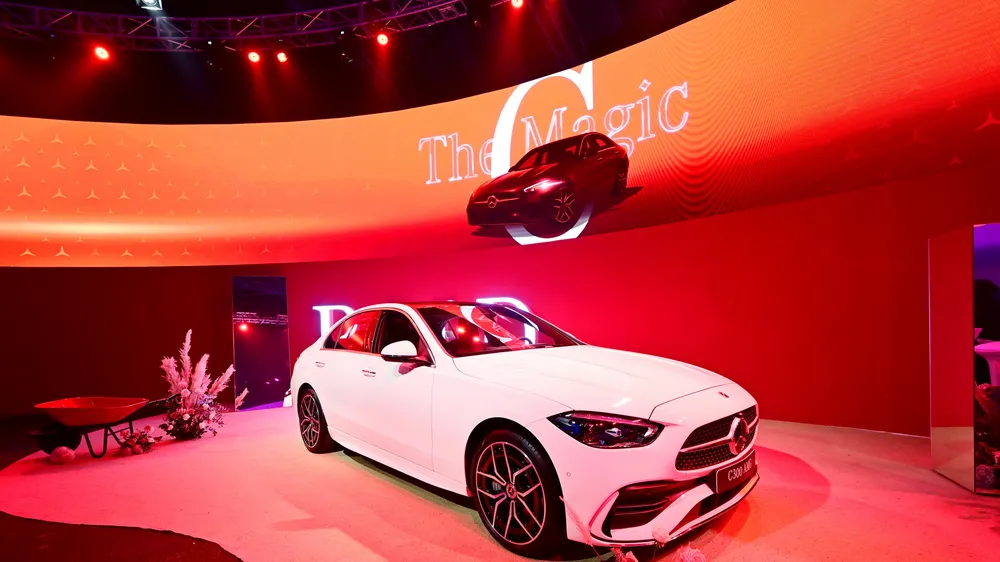 C-Class Thế hệ mới: Điều kỳ diệu trong thế giới riêng của bạn 