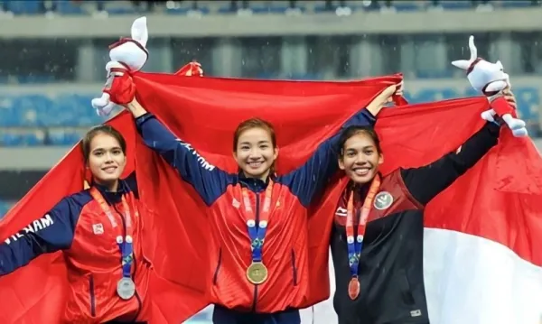 🔴 TRỰC TIẾP, SEA Games 32 chiều 10-5: Điền kinh, bóng bàn, cầu lông, Bóng rổ... Việt Nam tạm nhất toàn đoàn
