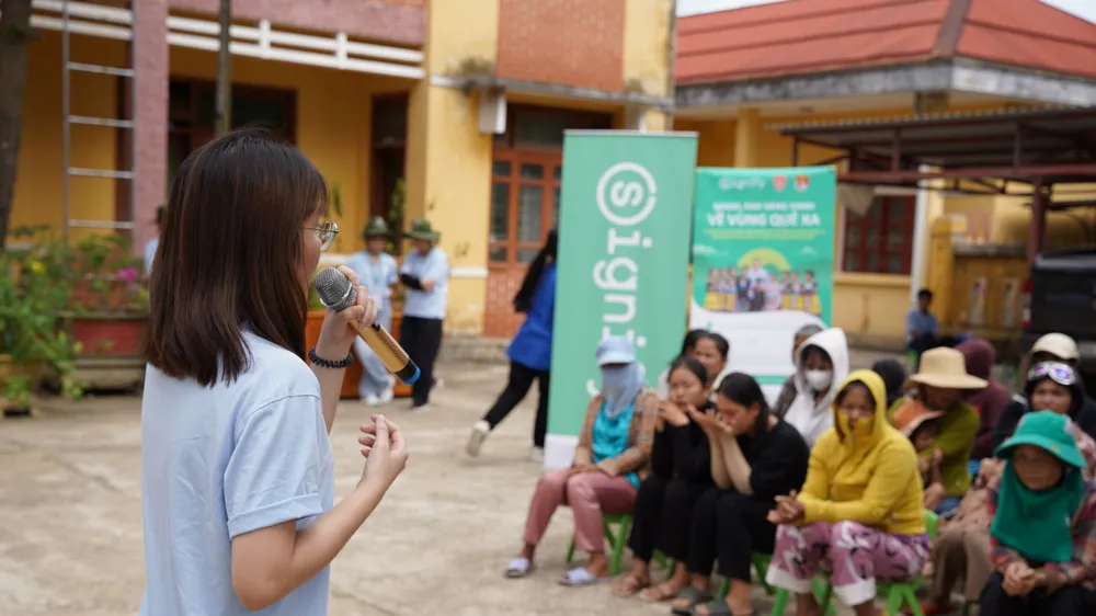Signify Việt Nam thắp sáng vùng biên giới cao nguyên Trung bộ