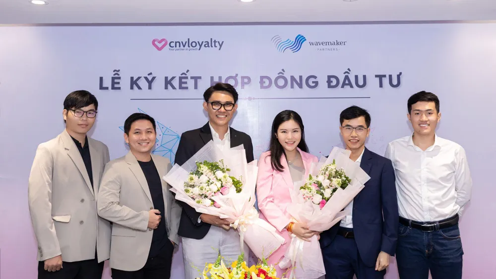 Đại diện CNV, Wavemaker Partners và NextPay tại buổi lễ ký kết hợp đồng đầu tư