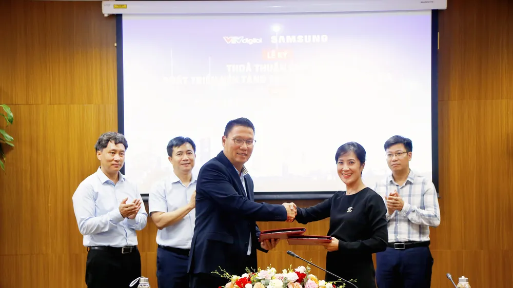 Samsung Việt Nam và Đài Truyền hình Việt Nam hợp tác cài đặt VTVgo và tích hợp nút VTVgo lên điều khiển TV Samsung