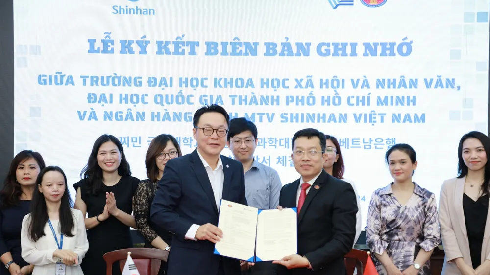 Ngân hàng Shinhan Việt Nam hợp tác chiến lược cùng Trường Đại học KHXH-NV, Đại học Quốc gia TPHCM