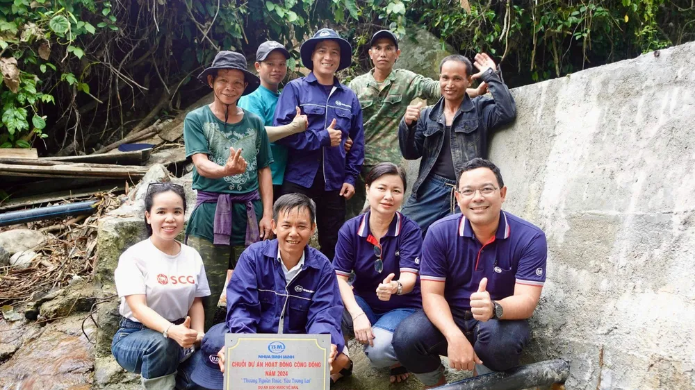 Với 3.000m ống dẫn nước mới, dự án Kéo nước về bản do Nhựa Bình Minh và SCG thực hiện đã thay đổi cuộc sống cho hơn 240 gia đình tại thôn Ga Lêê, tỉnh Quảng Nam