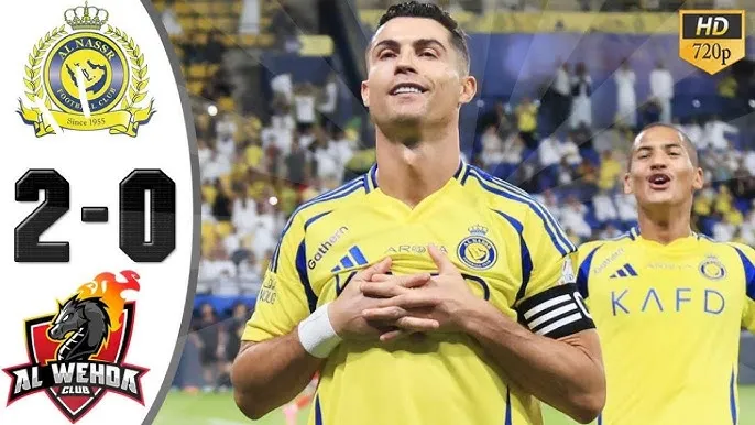 Al Nassr vs Al Wehda 2-0: Sao Sadio Mane kiến tạo, Ronaldo chốt hạ chiến thắng bằng chấm penalty, Waleed Bakshween bị thẻ đỏ