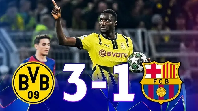 Borussia Dortmund vs Barcelona 3-1 (3-5): Guirassy xuất thần cú hattrick, Bensebaini phản lưới nhà, Dortmund thắng nhưng Barca giành vé bán kết Champions League, gặp Inter Milan hoặc Bayern Munich