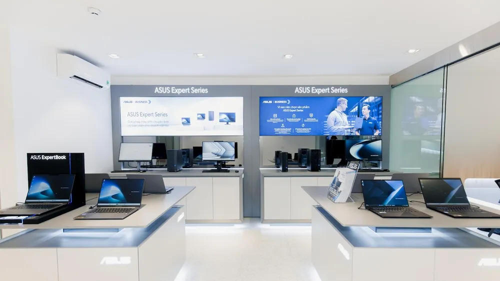 Khu vực trưng bày ASUS Expert Series tại ASUS Exclusive Store