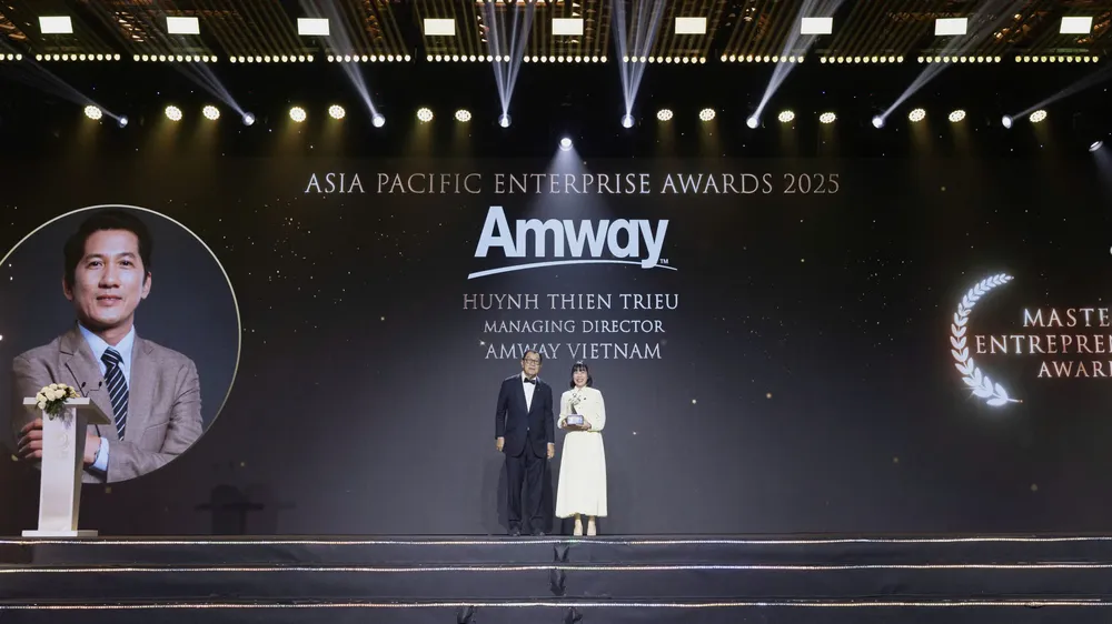 Tổng Giám đốc Amway Việt Nam nhận giải thưởng Doanh nhân Xuất sắc châu Á 2025
