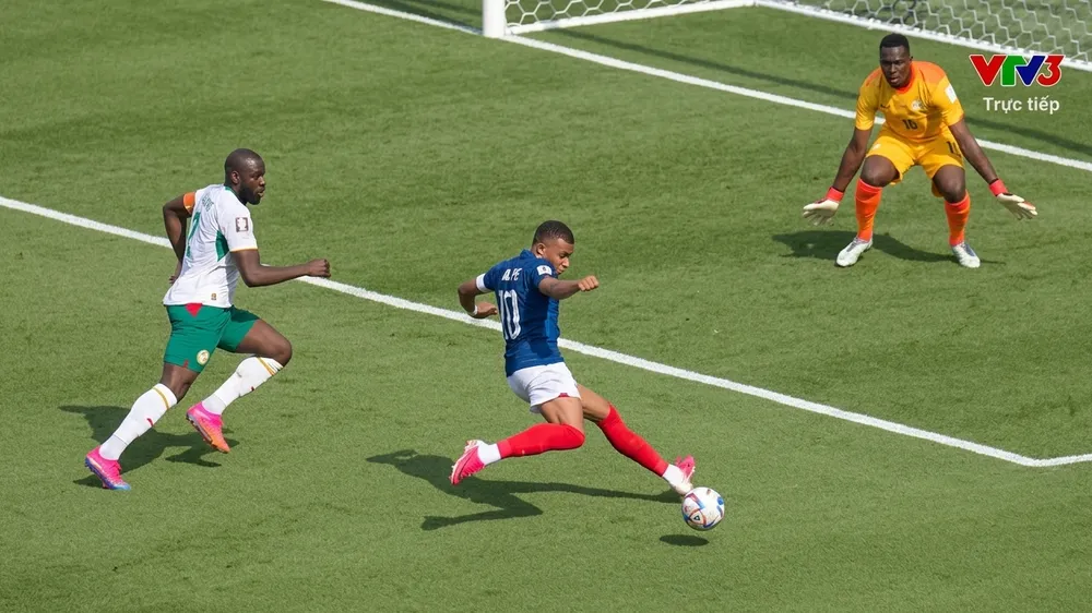Jackson gây sóng gió trước khung thành Maignan, Mbappe tỏa sáng mở tỷ số 1-0 cho tuyển Pháp