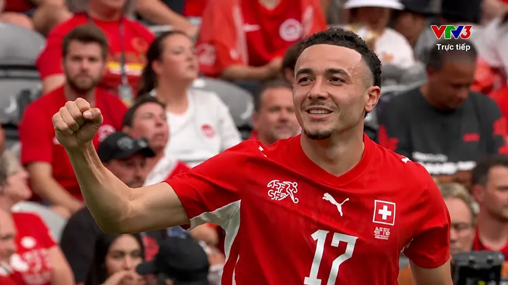 Manzambi căng ngang, Ruben Vargas dứt điểm tung lưới Canada giúp Thụy Sĩ mở tỷ số