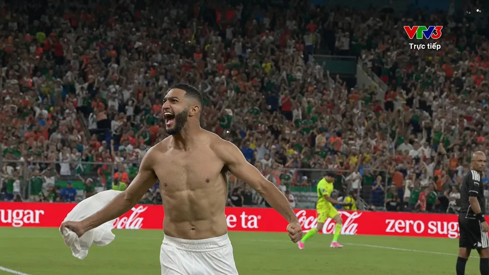 Crysencio Summerville hỏng penalty, Ismael Saibari sắm vai người hùng mang về tấm vé vòng 1/8 cho Morocco