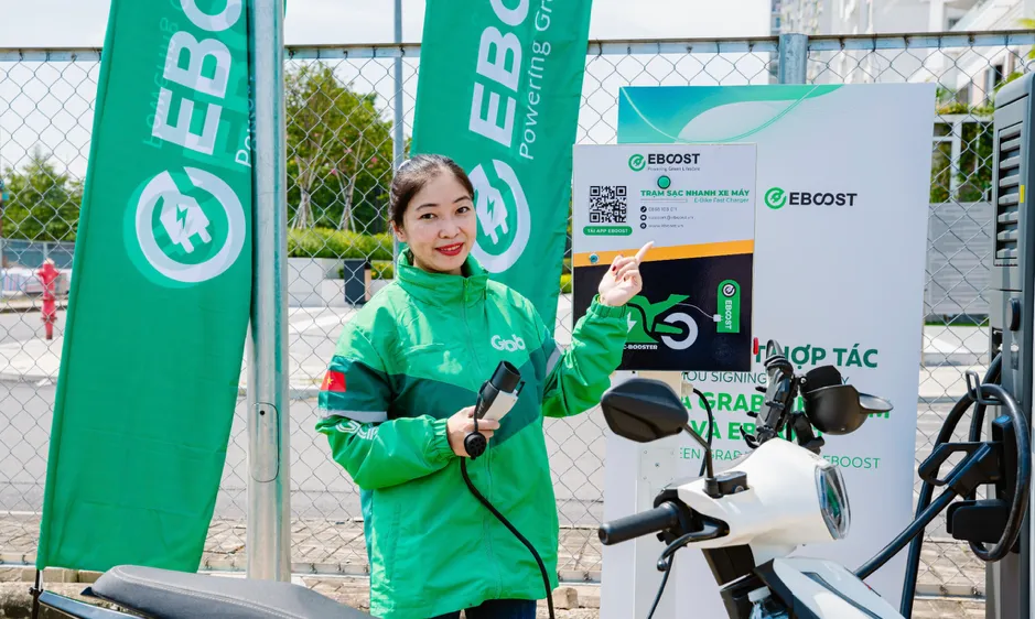 Eboost mang đến các giải pháp sạc linh hoạt cho xe máy điện và ô tô điện