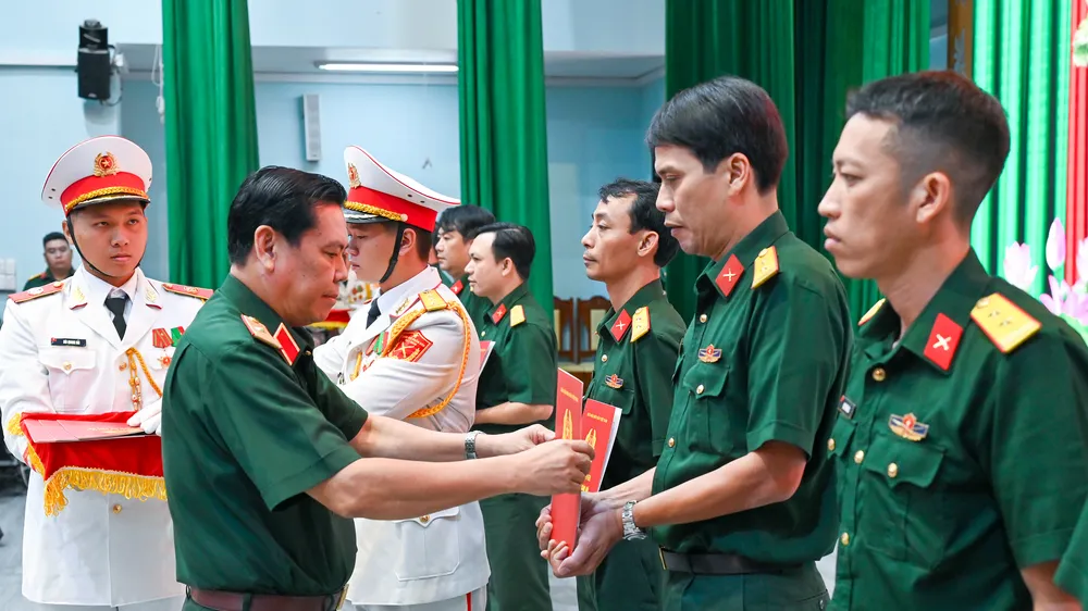 Xây dựng Ban Chỉ huy cấp xã vững mạnh toàn diện, chính quy, kỷ luật