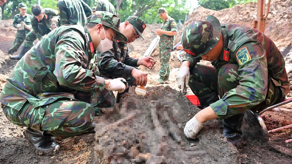 Nỗ lực từng giờ, từng phút đẩy nhanh tiến độ tìm kiếm, quy tập hài cốt liệt sĩ