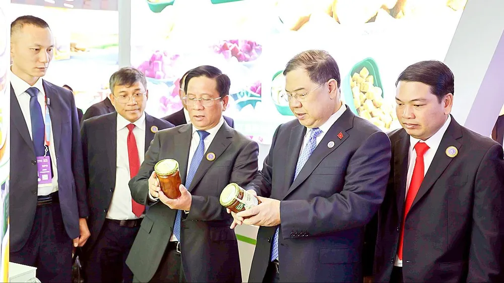 Trung Quốc tăng tốc kết nối thương mại với ASEAN