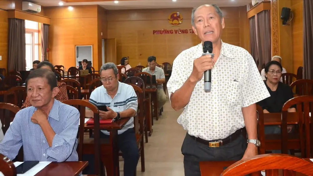 Cấp xã thêm quyền, người dân thêm kênh giám sát
